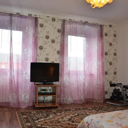 Geraeumige Duplexwohnung Mit Terrasse Und Pool By Interhome Casa de Férias