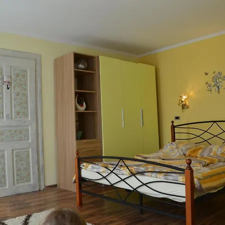 Geraeumige Duplexwohnung Mit Terrasse Und Pool By Interhome * Crikvenica