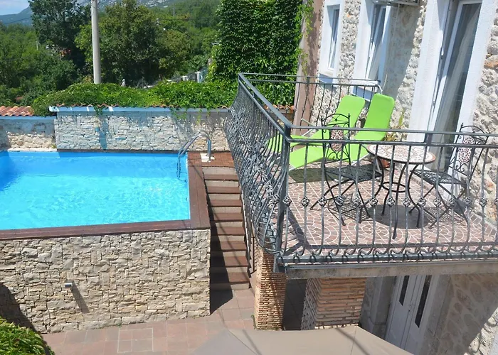 Geraeumige Duplexwohnung Mit Terrasse Und Pool By Interhome Crikvenica