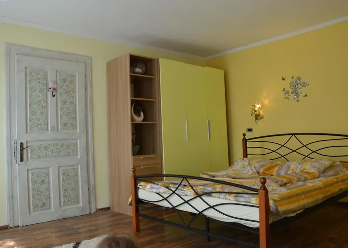 Geraeumige Duplexwohnung Mit Terrasse Und Pool By Interhome * Crikvenica