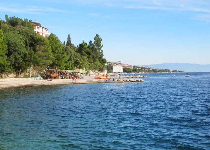 Geraeumige Duplexwohnung Mit Terrasse Und Pool By Interhome Nyaraló Crikvenica