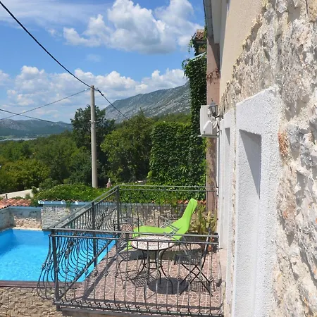 Geraeumige Duplexwohnung Mit Terrasse Und Pool By Interhome Сasa de vacaciones Crikvenica