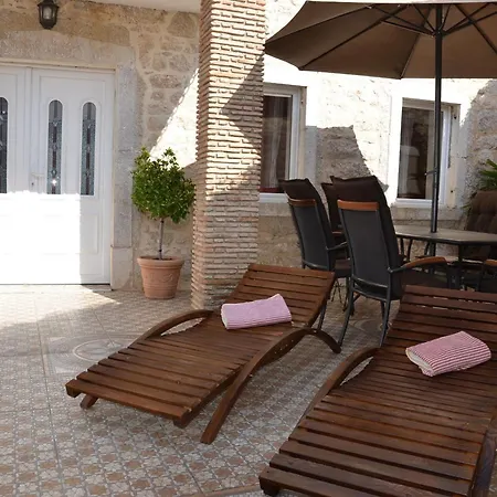Geraeumige Duplexwohnung Mit Terrasse Und Pool By Interhome * Crikvenica