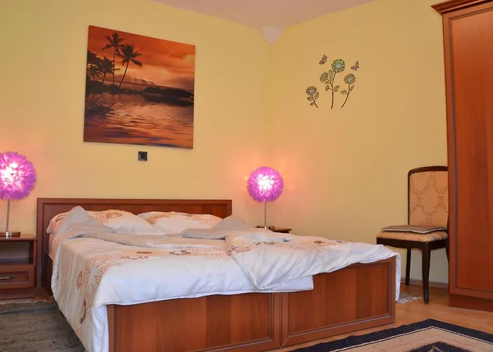 Geraeumige Duplexwohnung Mit Terrasse Und Pool By Interhome Casa de Férias Crikvenica